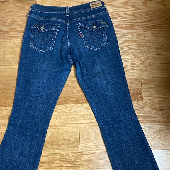 Women’s Levi 515 Bootcut, size 4 - Picture 3 of 4
